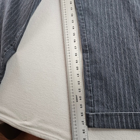 Dressbarn Women Dress Pants Waist 20 Gray Pinstripe Straight Leg Career Casual - Picture 3 of 13